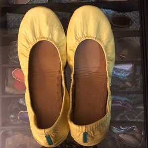 Lemon Patent Tieks